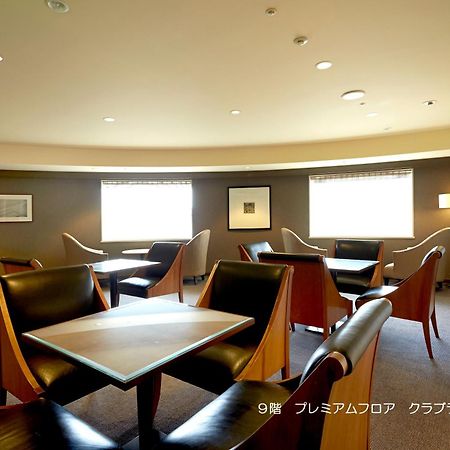 Miyako Hotel Gifu Nagaragawa Esterno foto Premium Lounge at Chubu International Airport