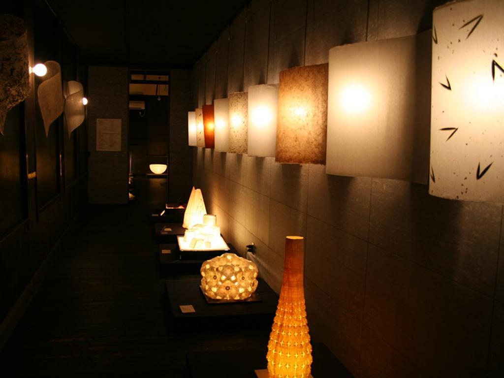 Miyako Hotel Gifu Nagaragawa Esterno foto A view of the interior of the gallery